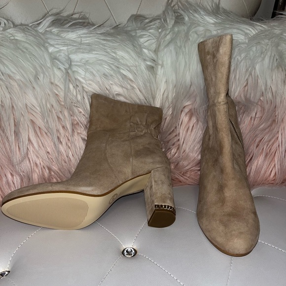 Michael Kors Dolores Suede Dark Khaki Ankle Boots Size 11M - Picture 8 of 14